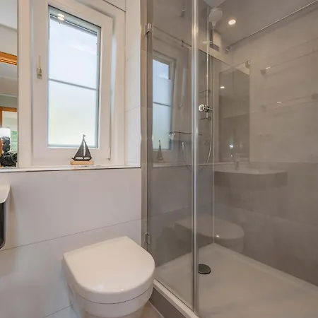 Alberts Koje Lägenhet